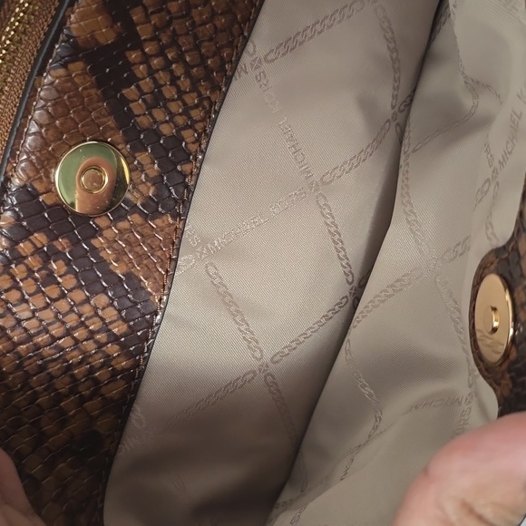 Michael Kors Elson Large Satchel PYTHON - Picture 8 of 9